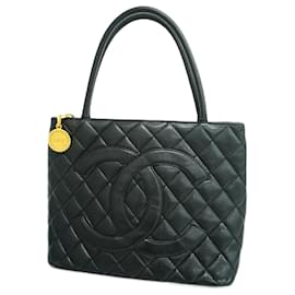 Chanel-Chanel Tasche aus schwarzem Kaviarleder-Schwarz