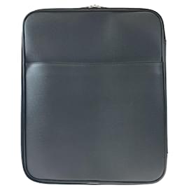 Louis Vuitton-Louis Vuitton Taiga Pegase 45 Artois Black Suitcase-Black