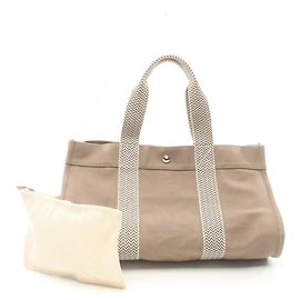 Borsa Tote MM Cannes di Hermès Marrone