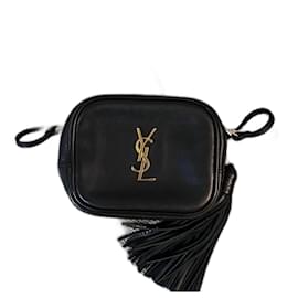 Yves Saint Laurent blogger Black