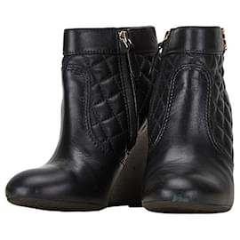 Botinhas de couro acolchoadas Tory Burch Preto