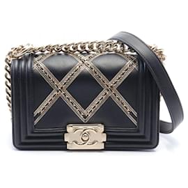 Chanel-Borsa a Spalla Matelassé Boy di Chanel-Nero