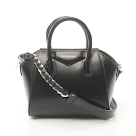 Givenchy-Borsa in pelle nera Givenchy-Nero