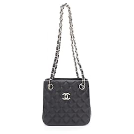 Chanel-Borsa a spalla matelassé Chanel Bucket-Nero