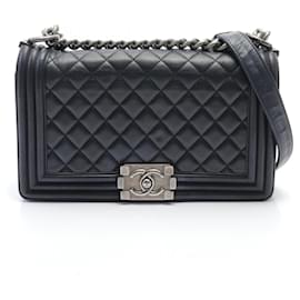 Chanel-Borsa a Spalla Matelassé Boy di Chanel-Nero