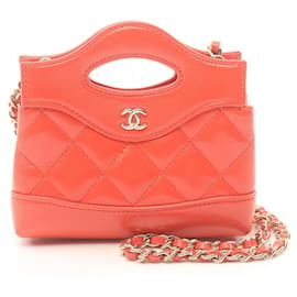 Chanel-Borsa a spalla in pelle di agnello rossa Chanel-Rosso