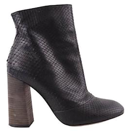 Chloé-Botas de couro-Preto