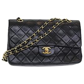 Chanel-CHANEL Matelassé 25 Umhängetasche mit Drehverschluss aus Lammleder Schwarz CC Auth yk14030A-Schwarz