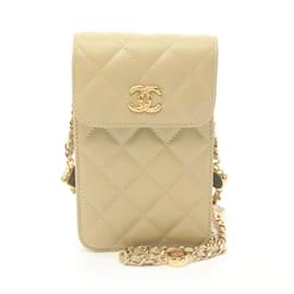 Chanel-Bolsa de ombro para telefone Chanel Matelassé-Bege