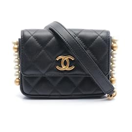 Chanel-Bolsa de Ombro Matelassé Chanel-Preto