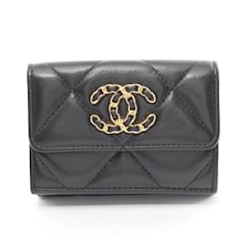 Chanel-Portefeuille pliant à trois volets Chanel 19 Matelassé-Noir