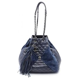 Chanel-Chanel Schultertasche aus dunkelblauem Wildleder-Blau,Marineblau