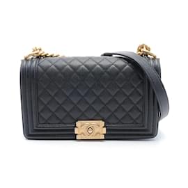 Chanel-Bolsa de Ombro Matelassé Boy da Chanel-Preto