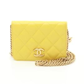 Chanel-Chanel Matelassé Schultertasche-Gelb