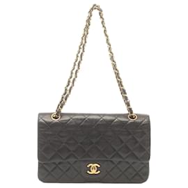 Chanel-Bolsa de Ombro Chanel Matelassé Double Flap-Preto