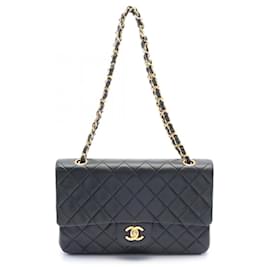 Chanel-Bolsa de Ombro Chanel Matelassé Double Flap-Preto