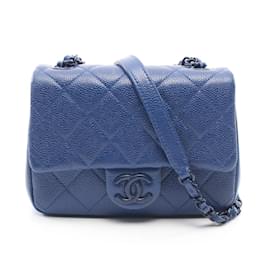 Chanel-Bolsa de Ombro Matelassé Chanel-Azul