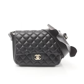 Chanel-Bolsa de Ombro Matelassé Chanel-Preto