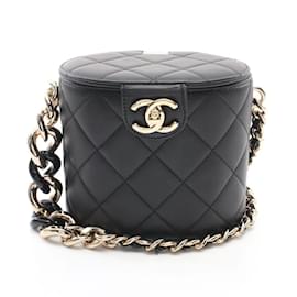 Chanel-Bolsa de Ombro Matelassé Chanel-Preto