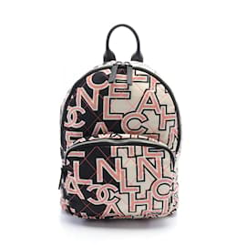 Chanel-Mochila Chanel Matelassé Neon-Preto,Rosa,Cru