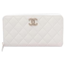 Chanel-Carteira longa Matelassé Chanel em couro caviar branco-Branco