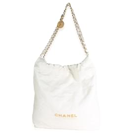 Chanel-Chanel White Shiny Quilted Calfskin Large Chanel 22 Hobo-White