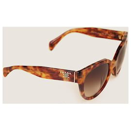 Prada-Oval Frame Sunglasses-Brown