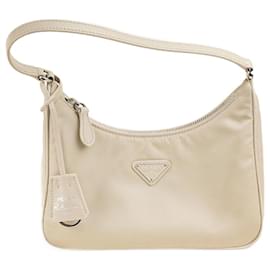 Prada-Mini Sac Ré-Édition 2005-Beige