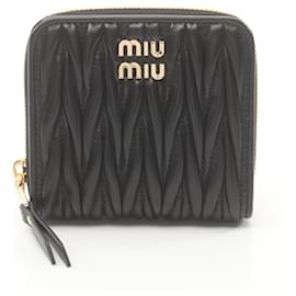 Miu Miu-Miu Miu Matelasse Bi-fold Wallet-Black