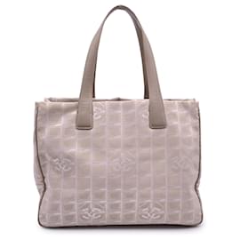 Chanel-Sac à bandoulière vintage en nylon beige de la nouvelle ligne de voyage-Beige