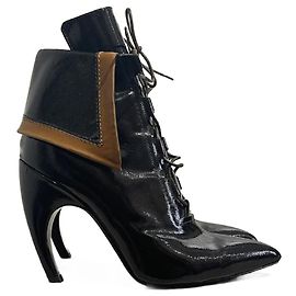 GIVENCHY Stiefeletten T.EU 40 Lackleder Schwarz