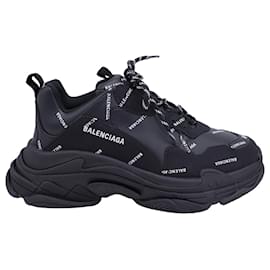 Balenciaga-Balenciaga Triple S All Over Logo Sneakers in Black Polyurethane-Black