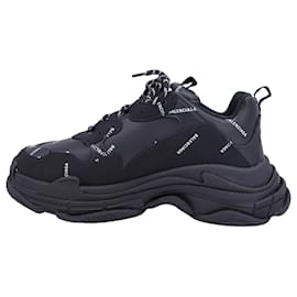 Balenciaga-Balenciaga Triple S All Over Logo Sneakers in Black Polyurethane-Black
