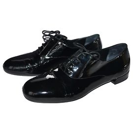 derby prada Noir