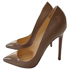 Christian Louboutin-Talons en cuir verni Pigalle 120 de Christian Louboutin-Beige