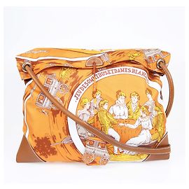 Hermès Hermes Jeu Des Omnibus et Dames Blanches Silky City Bag Autre