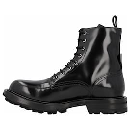 Alexander Mcqueen-Alexander McQueen Smooth leather combat boots-Black