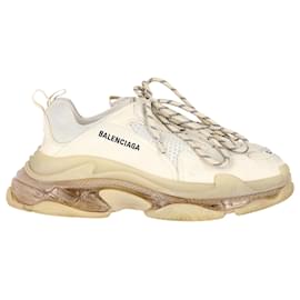 Balenciaga-Balenciaga Triple S Clear Sole Logo-Embroidered Sneakers in Cream Polyester-White,Cream