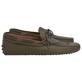 Scarpe Driver Gommino Tod's in pelle oliva Verde Verde oliva