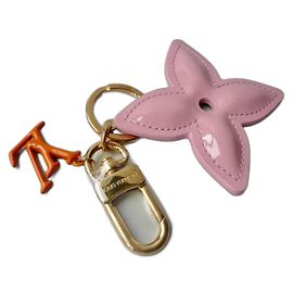 Louis Vuitton LV Pop Flower M01963 keychain and bag charm Multiple colors