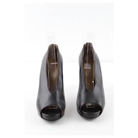 Hermès-Leather heels-Black