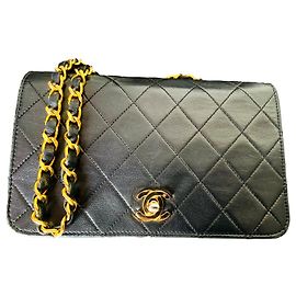 Chanel Mademoiselle Mini Bolsa Preta de Couro Preto
