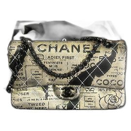 Timeless Chanel Édition limitée Multicolore