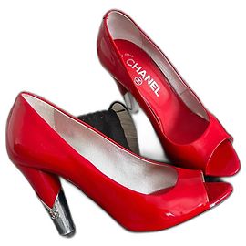 Chanel Red Patent Leather Pumps Size 36 Red
