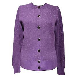 Chanel Cardigan en cachemire de style Cara Delevingne Violet