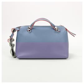 Fendi-FENDI Sac à main en cuir moyen 2Way By the Way en bleu et rouge 8BL124-Bleu