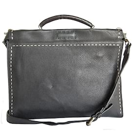 Fendi-Fendi Selleria Peekaboo Fit Leather Handbag-Black