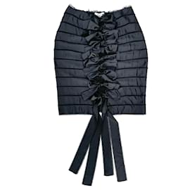 Yves Saint Laurent YSL par Tom Ford défilé de mode automne hiver 2002 Noir