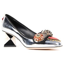 Saltos Dolce & Gabbana em couro dourado 40 Dourado