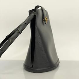Louis Vuitton-Louis Vuitton Epi Cluny Shoulder Bag-Black